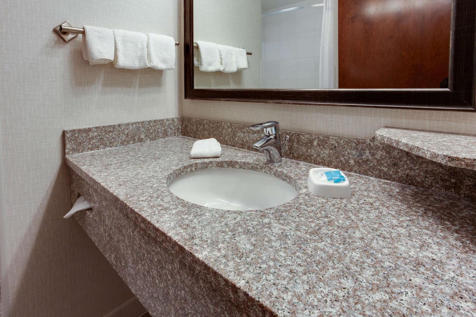 Drury Inn&Suites West Des Moines Extérieur photo