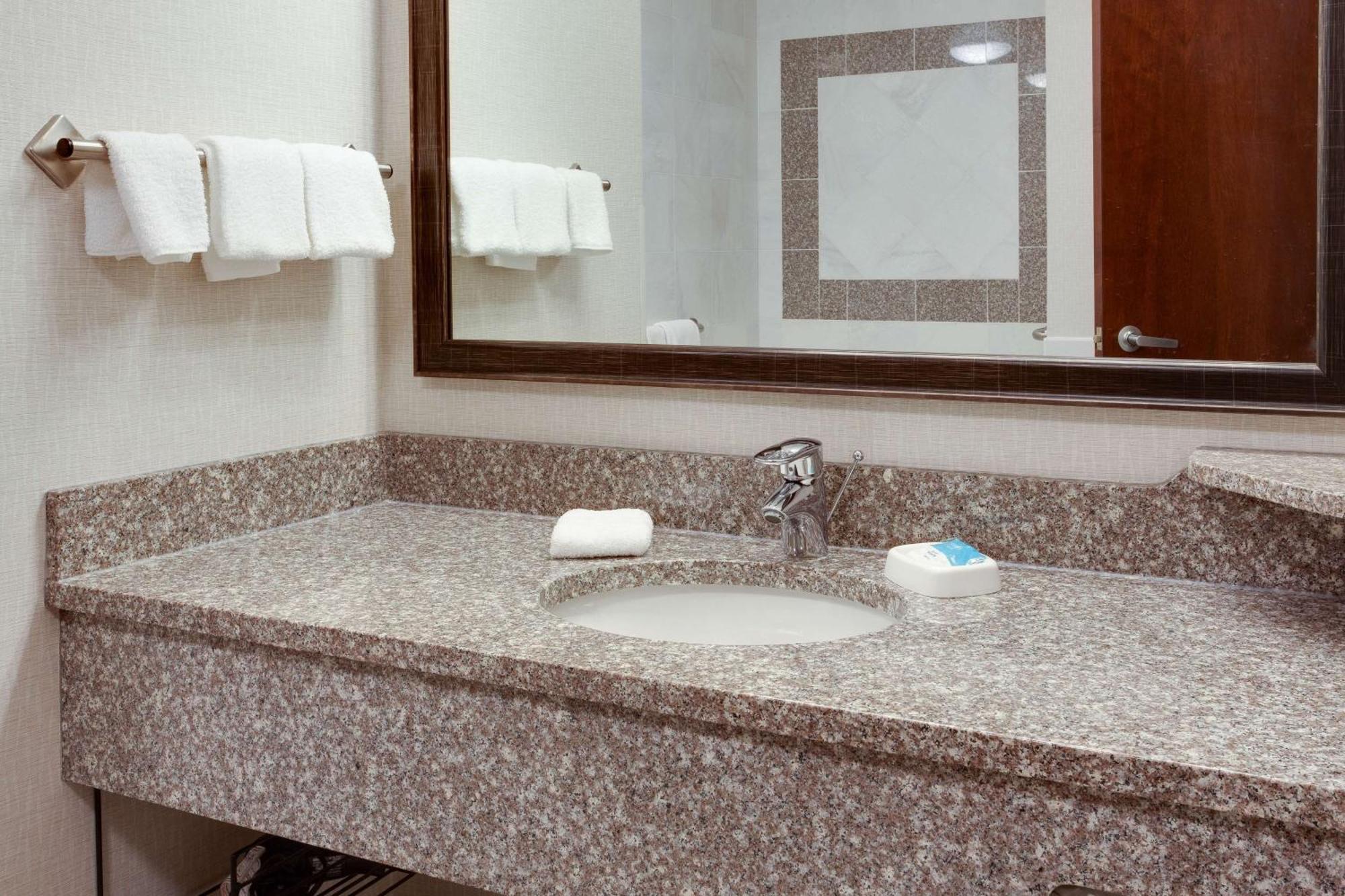 Drury Inn&Suites West Des Moines Extérieur photo