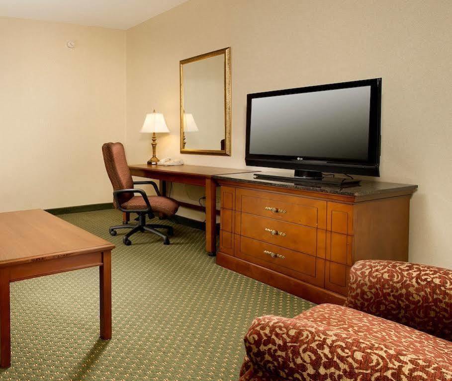 Drury Inn&Suites West Des Moines Extérieur photo